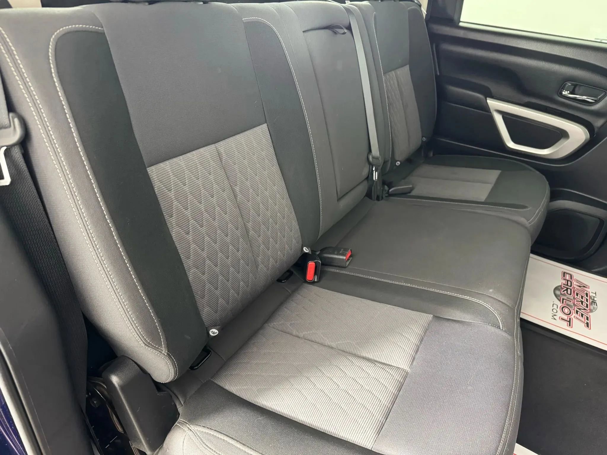 Used 2021 Nissan Titan SV w/ SV Convenience Package image 37