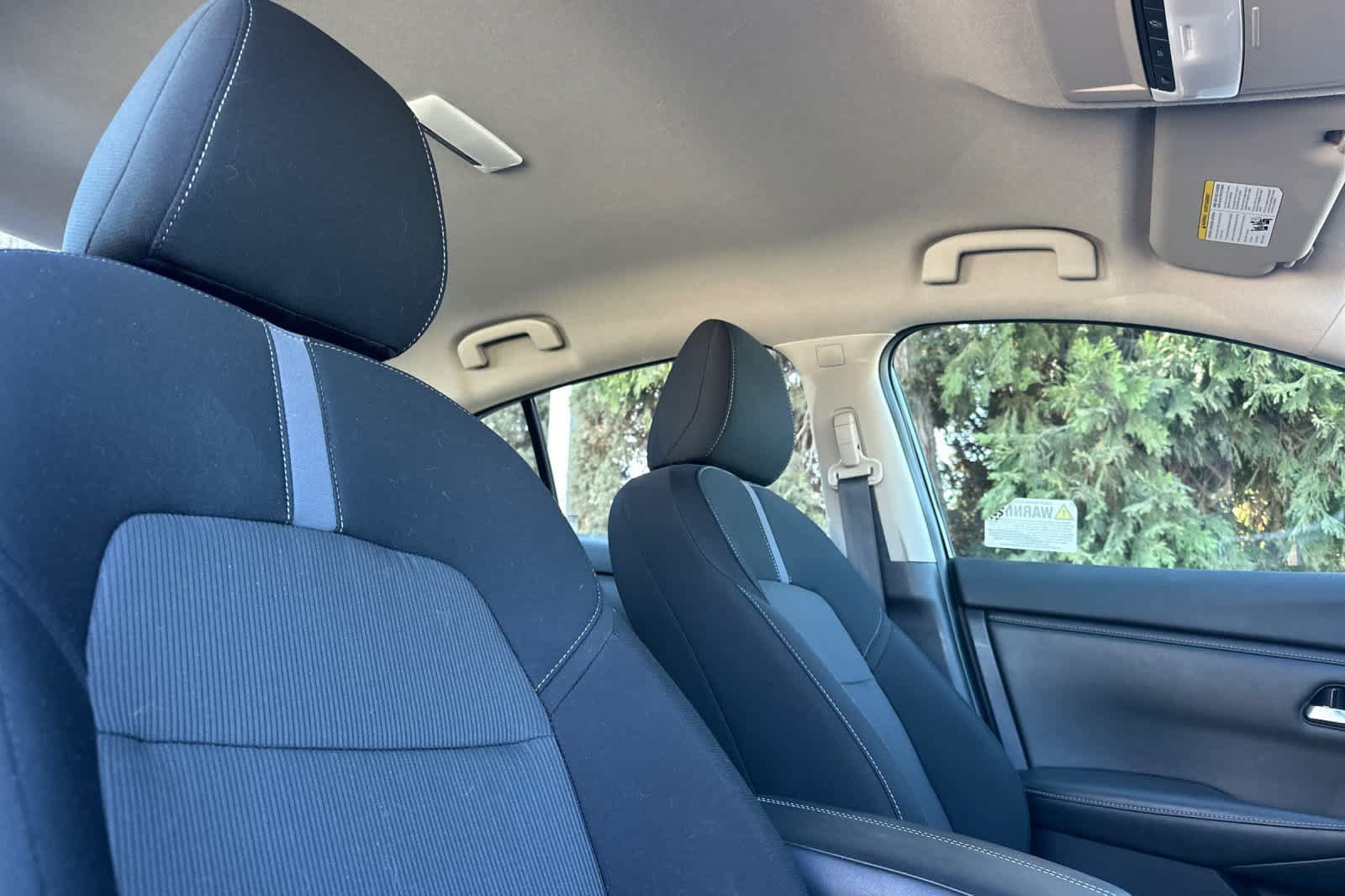 Used 2022 Nissan Sentra SV FWD image 18