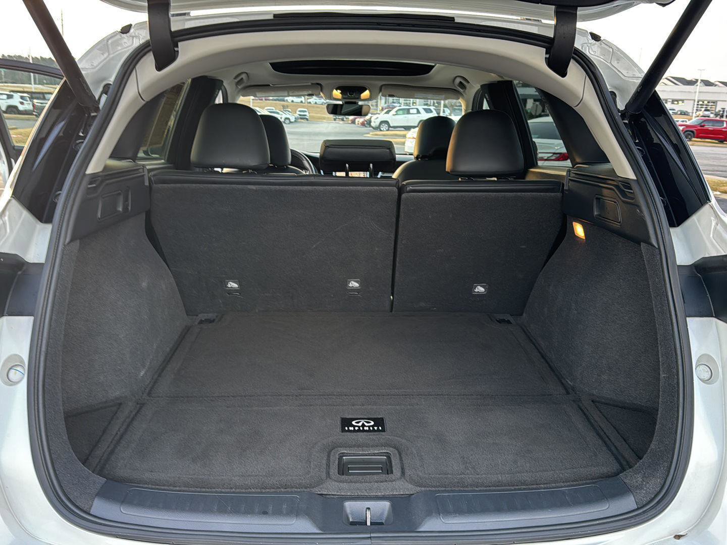 Used 2023 INFINITI QX50 Sensory w/ Accent Package image 30