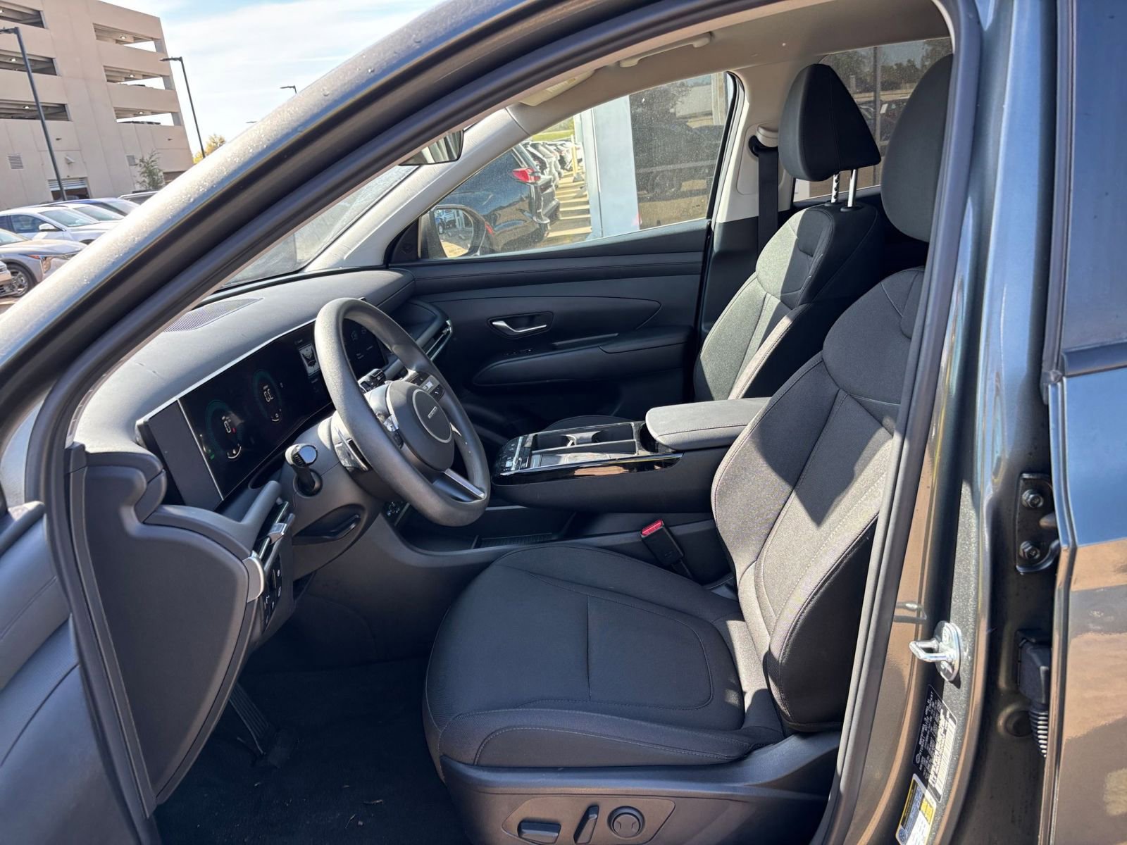 Used 2025 Hyundai Tucson Blue image 30