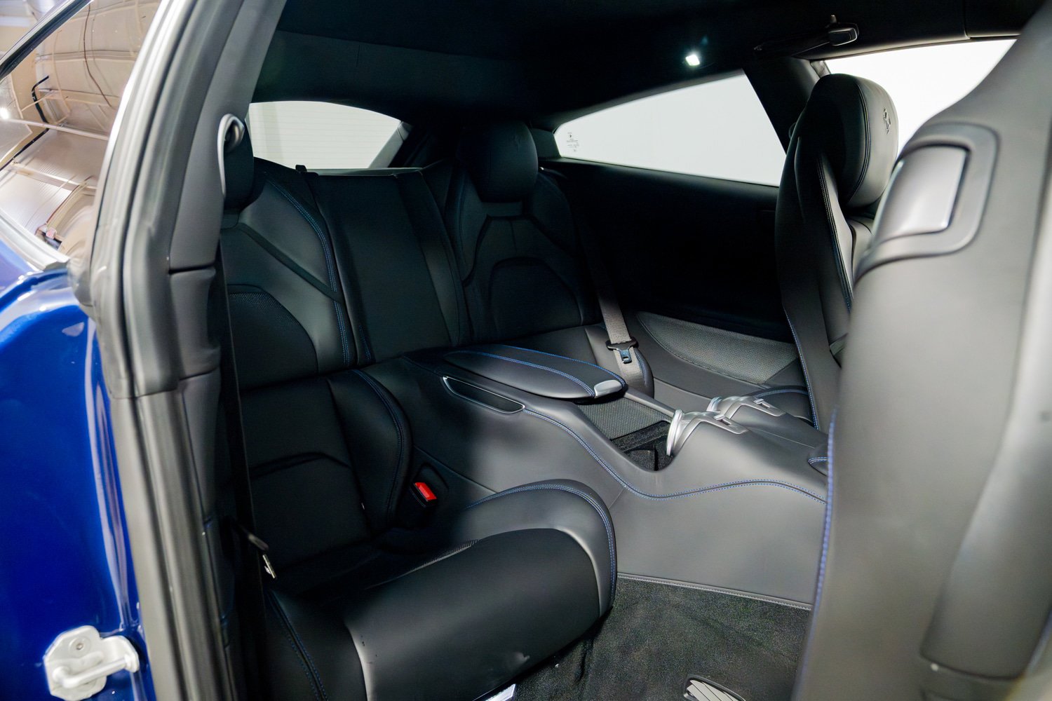 Certified 2019 Ferrari GTC4Lusso T RWD image 32