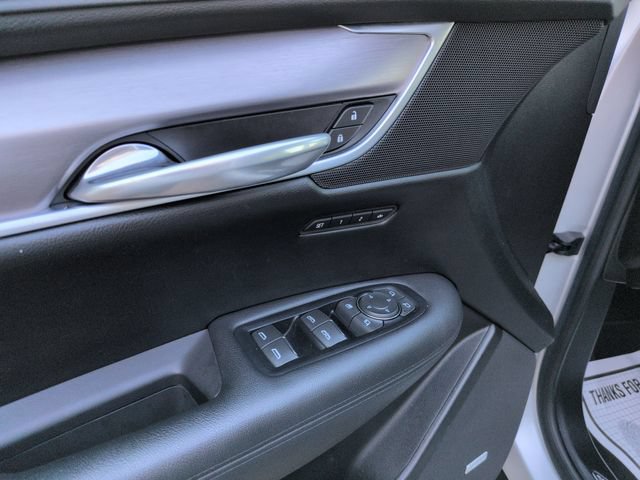 Used 2018 Cadillac XT5 Premium Luxury FWD image 11