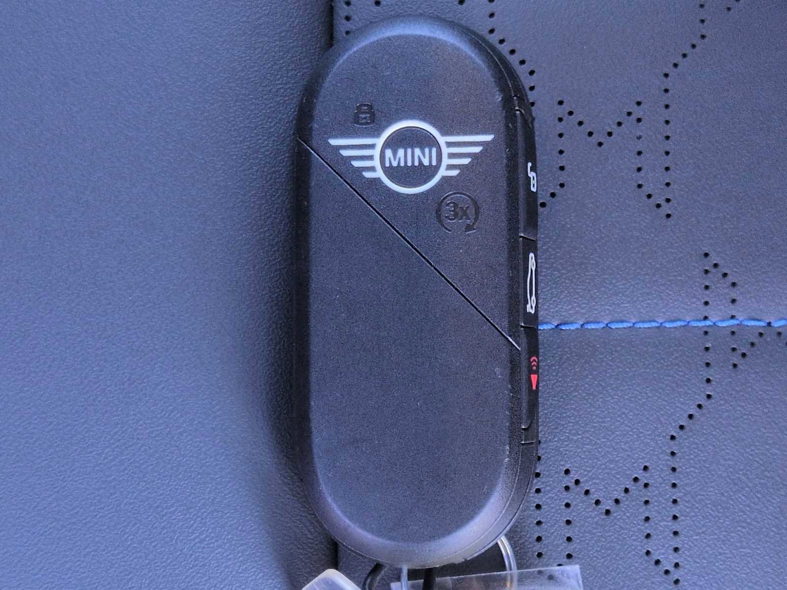 Used 2025 MINI Cooper S image 36