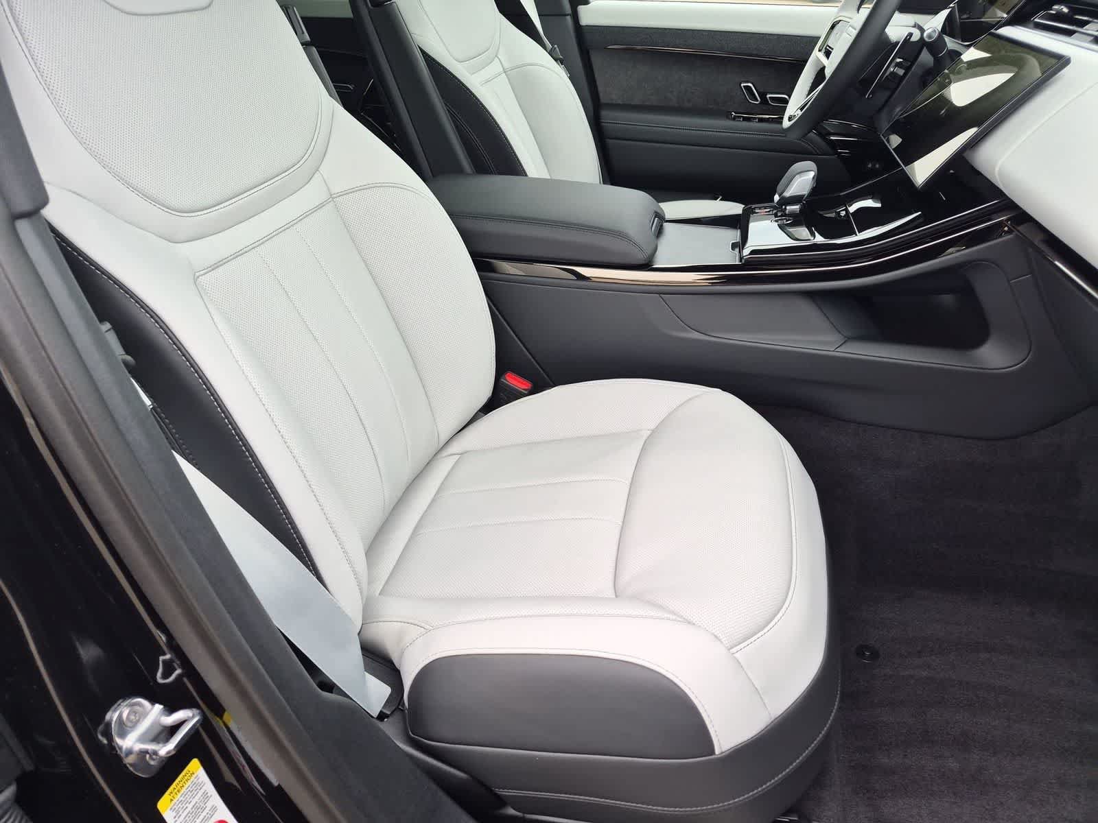 New 2027 Land Rover Range Rover Sport Dynamic SE AWD/4WD image 22