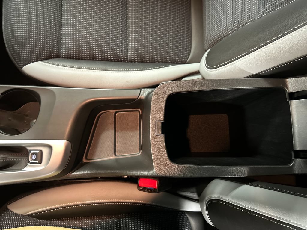 Used 2025 Buick Envista Preferred FWD image 19