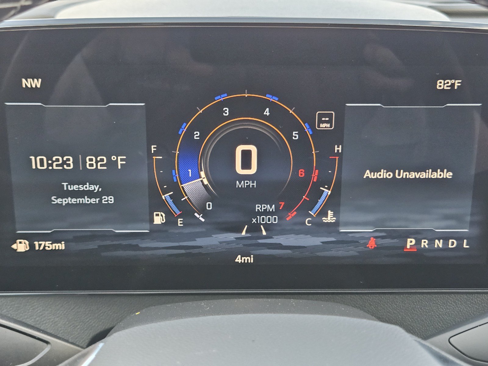 New 2027 Chevrolet Traverse LT w/ Driver Confidence Package FWD image 11