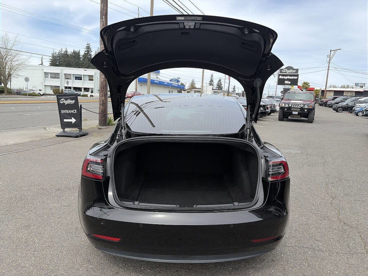Used 2018 Tesla Model 3 Long Range RWD image 6