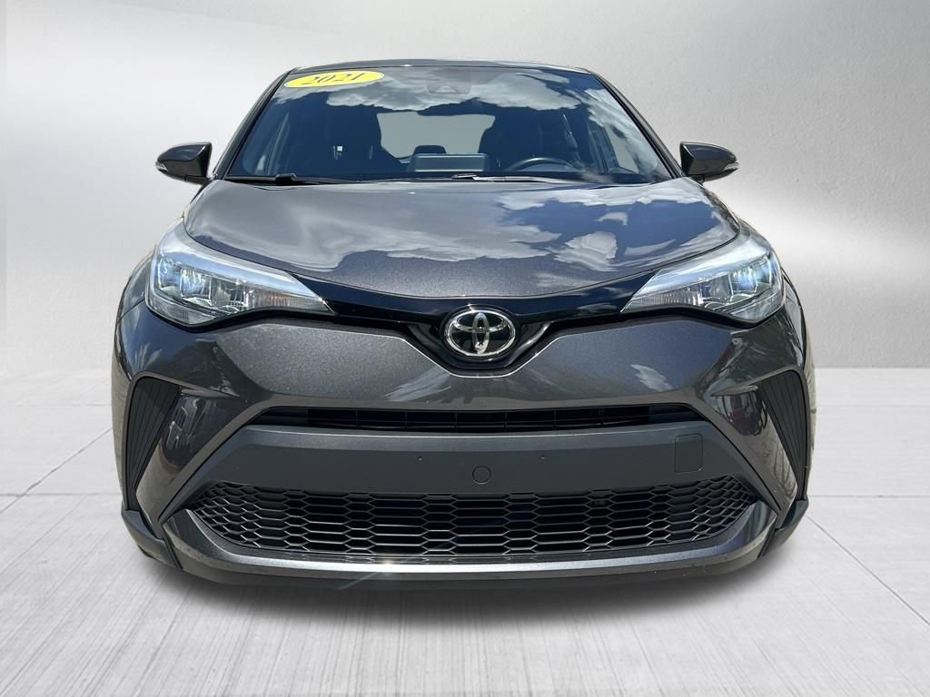 Used 2021 Toyota C-HR XLE video 2