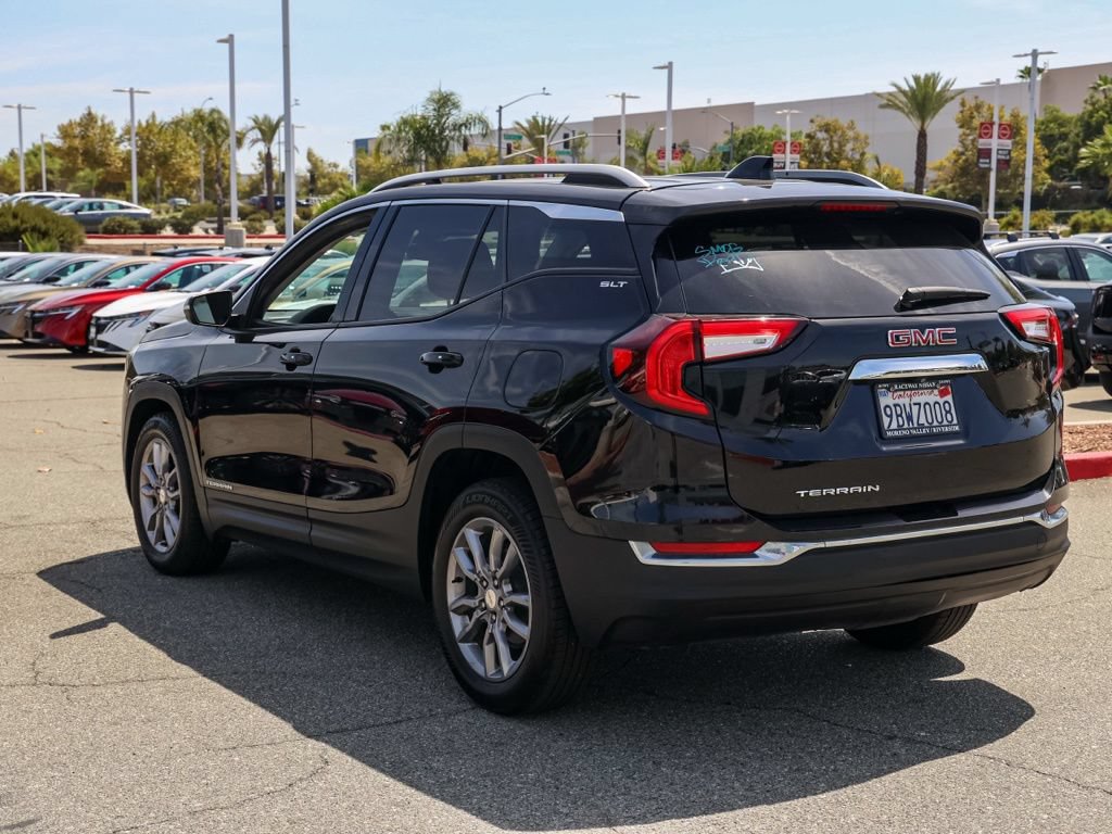 Used 2022 GMC Terrain SLT FWD image 6