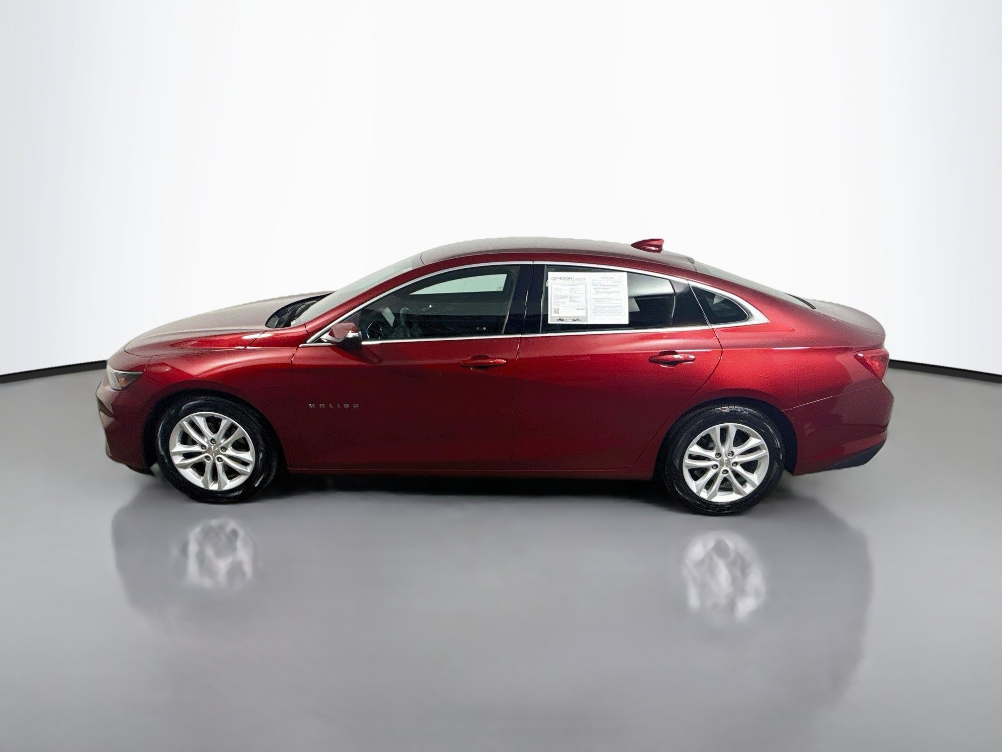 Used 2018 Chevrolet Malibu LT FWD image 4