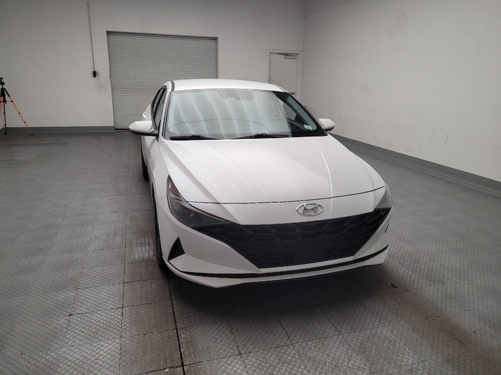 Used 2021 Hyundai Elantra SEL w/ Convenience Package FWD image 14