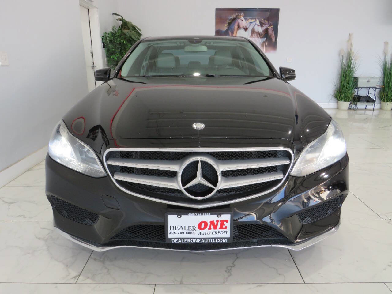 Used 2016 Mercedes-Benz E 350 Sedan w/ Premium Package image 9