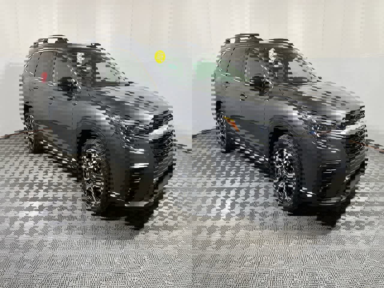 Used 2024 Subaru Ascent Limited image 2