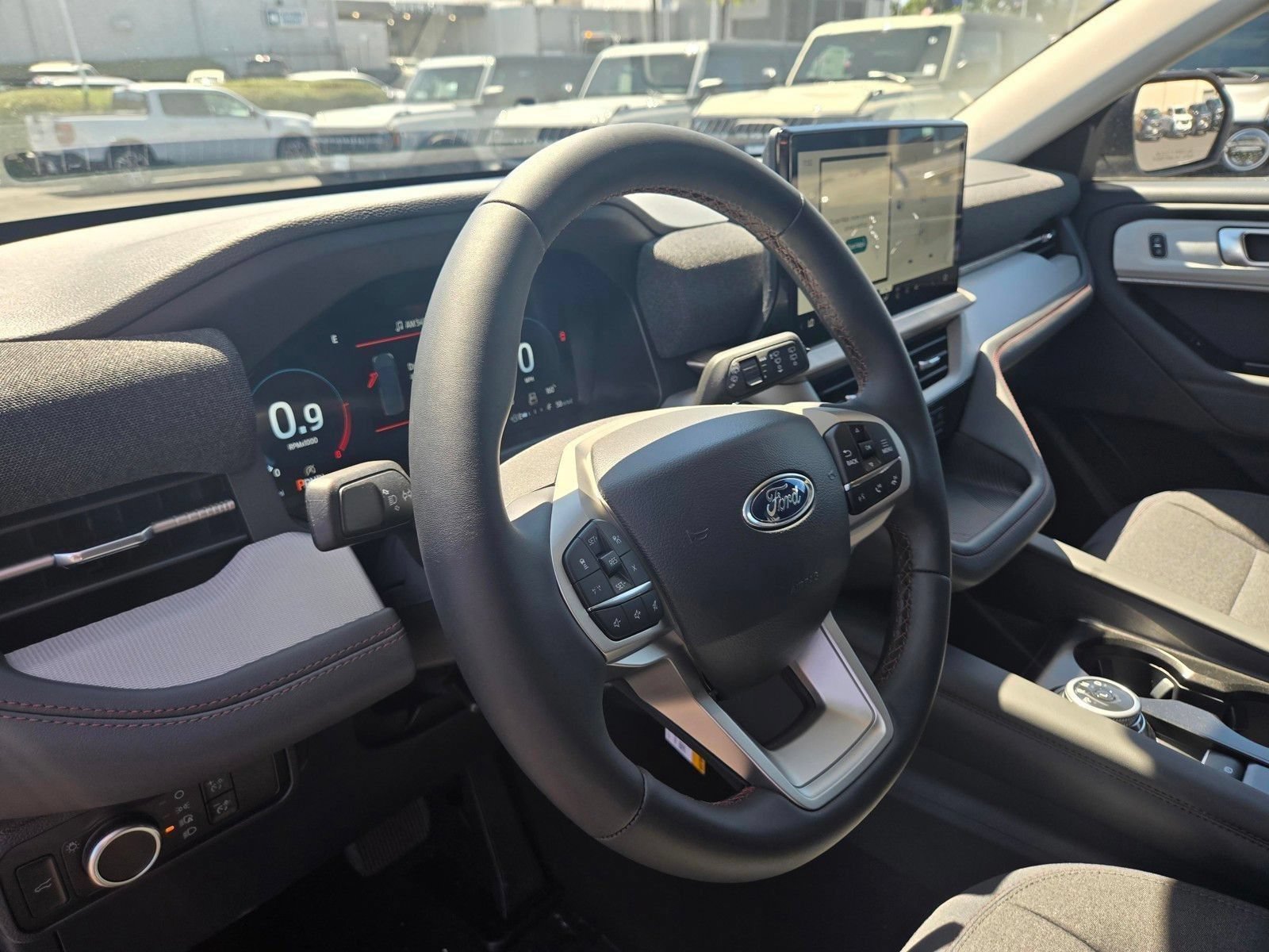 New 2026 Ford Explorer Active RWD image 10