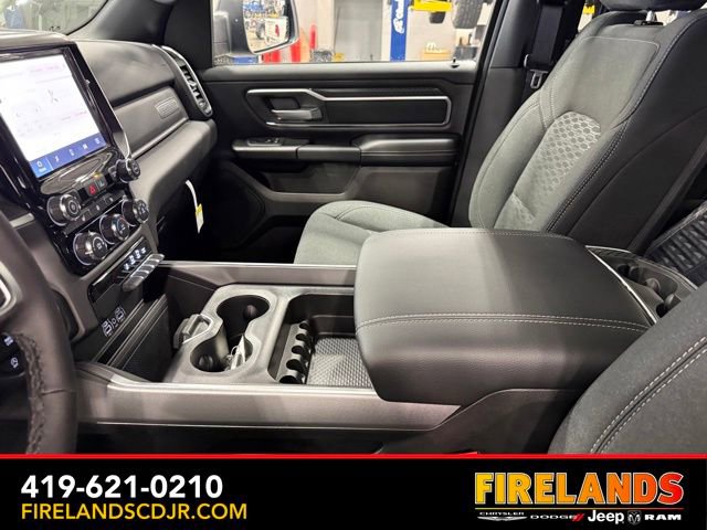 New 2026 RAM 1500 4x4 Crew Cab image 14