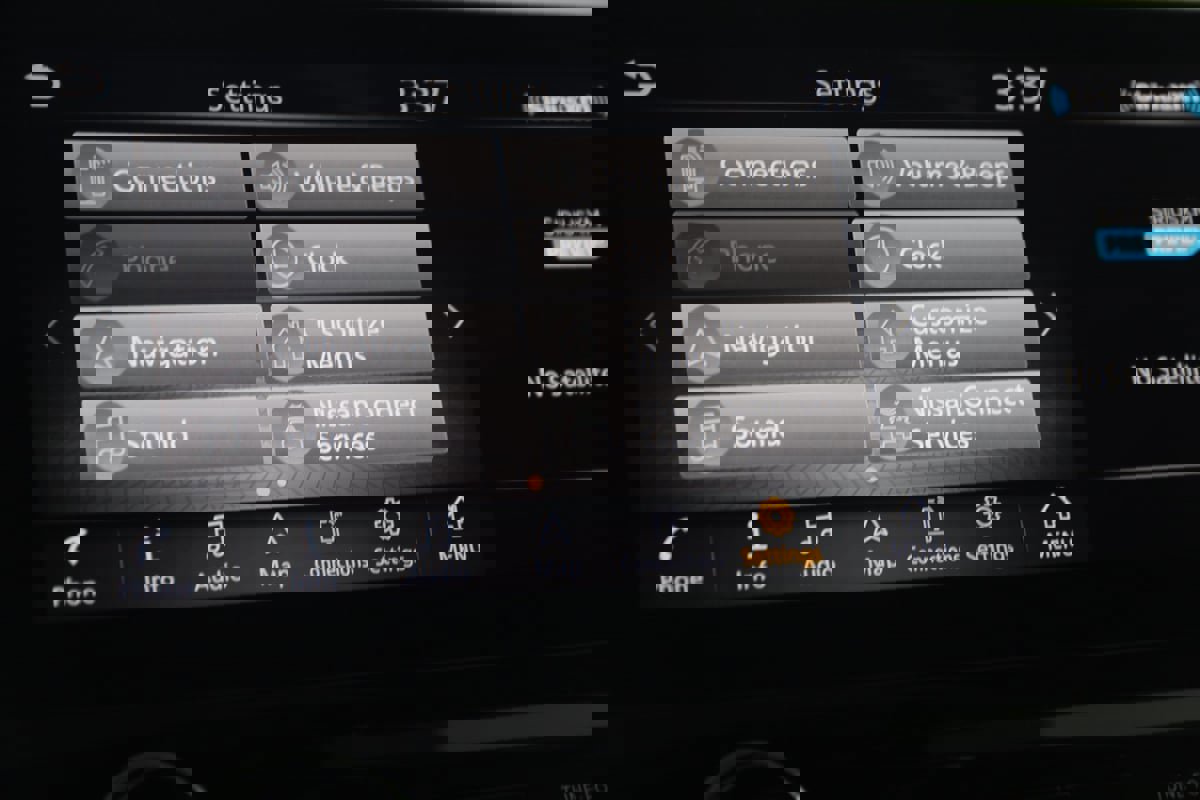 Used 2024 Nissan Armada SL w/ Captain's Chairs Package image 37