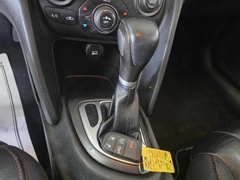 Used 2015 Dodge Dart GT image 19