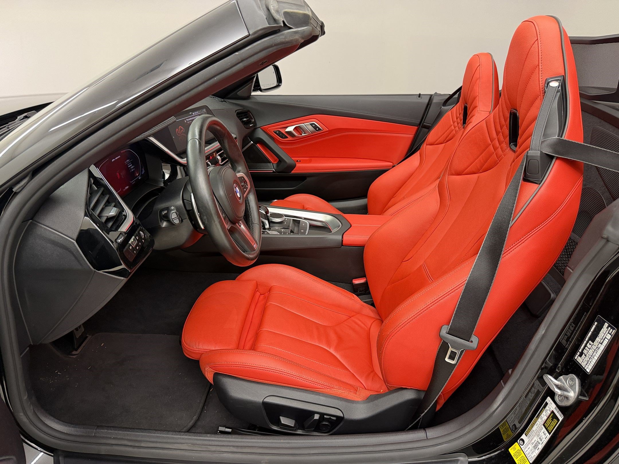 Used 2024 BMW Z4 M40i w/ Premium Package RWD image 5