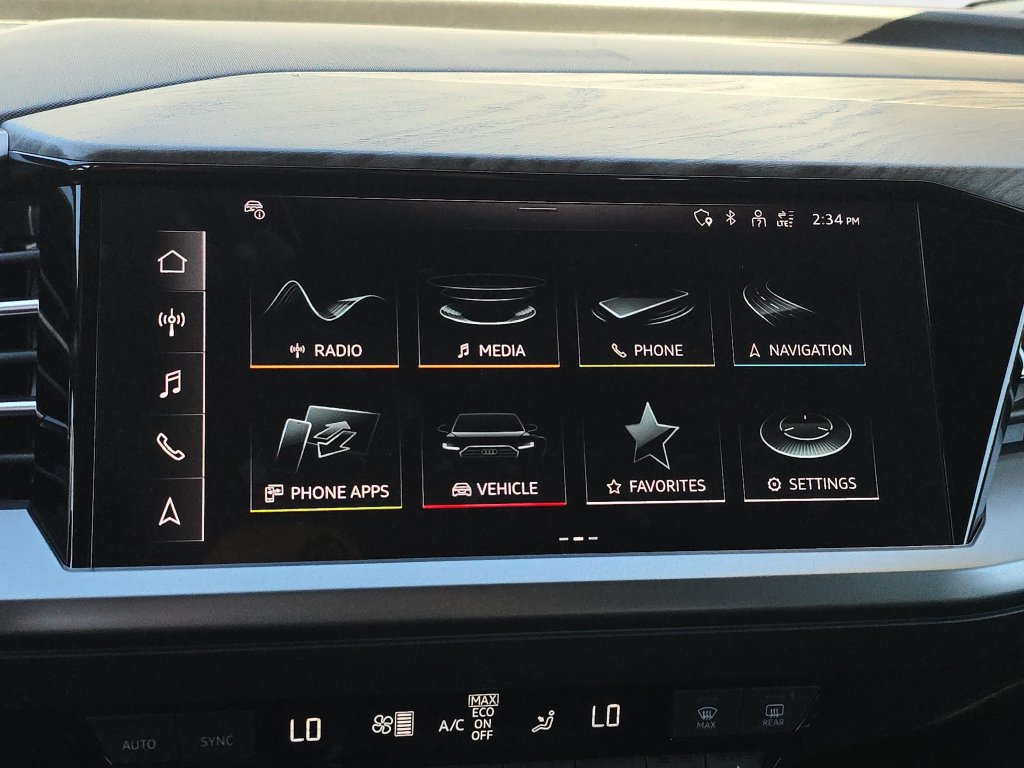 Used 2023 Audi Q4 e-tron Premium Plus w/ Premium Plus AWD/4WD image 27