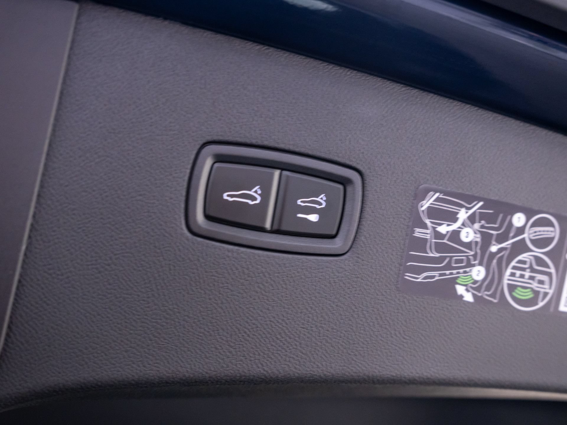 New 2026 Porsche Cayenne Coupe AWD/4WD image 33