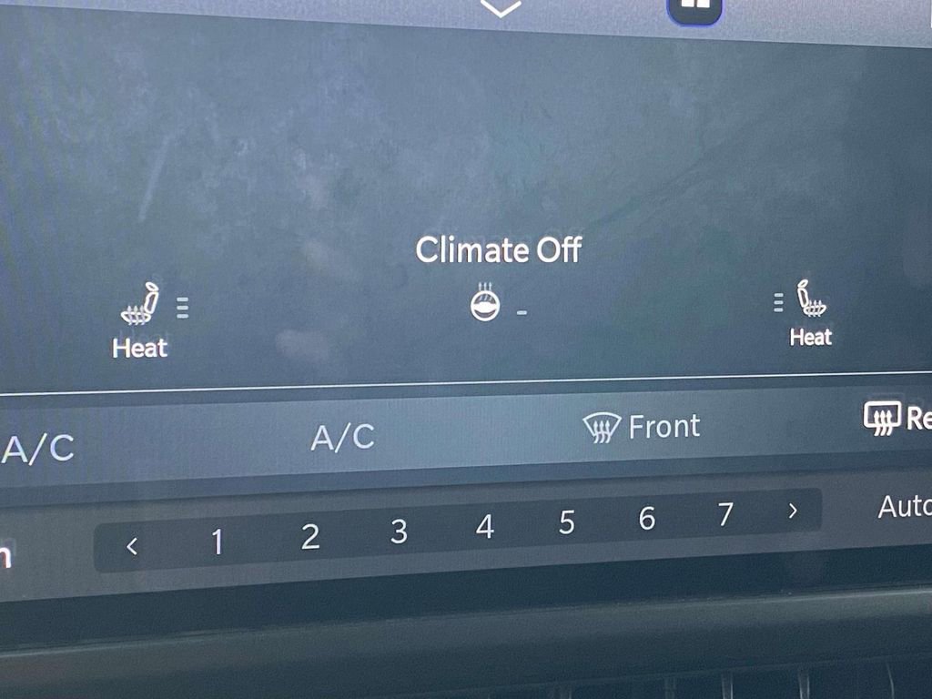 Used 2025 Jeep Wrangler Unlimited Sahara w/ Safety Group image 26