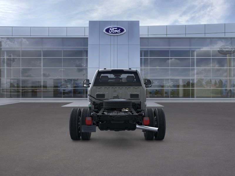 New 2026 Ford F450 XLT RWD image 36