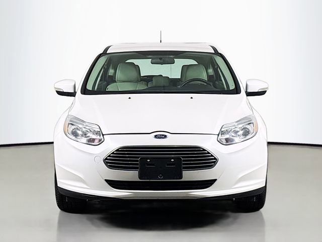 Used 2013 Ford Focus Electric Hatchback video 2