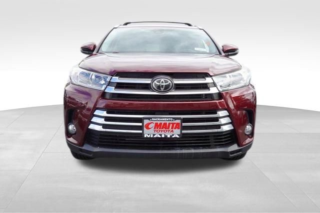 Used 2018 Toyota Highlander Limited image 9