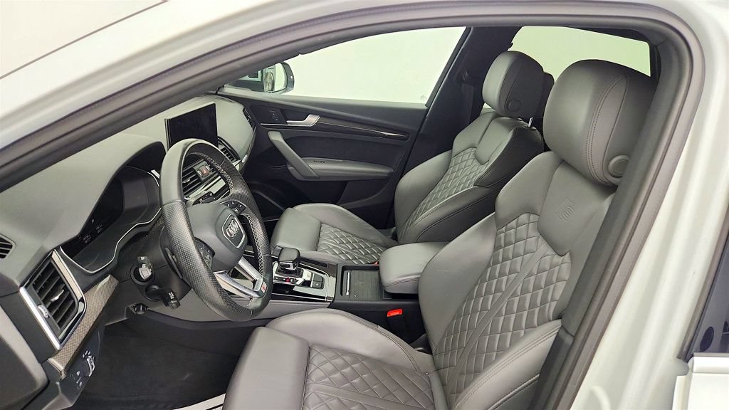 Used 2021 Audi SQ5 Premium Plus w/ Premium Plus Package AWD/4WD image 13