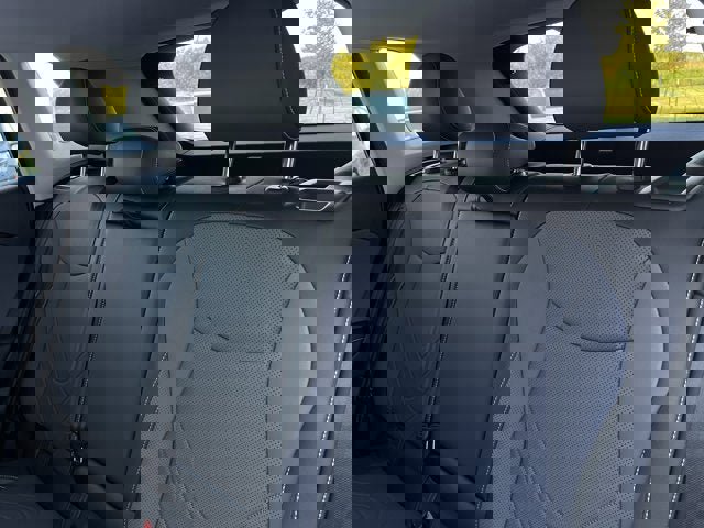 New 2025 Volkswagen Tiguan SE image 26