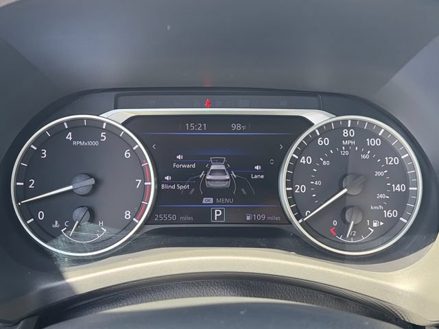 Used 2022 Nissan Sentra SR w/ Lighting Package FWD image 22