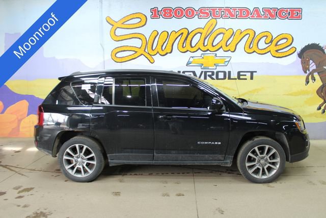 Used 2016 Jeep Compass High Altitude image 1