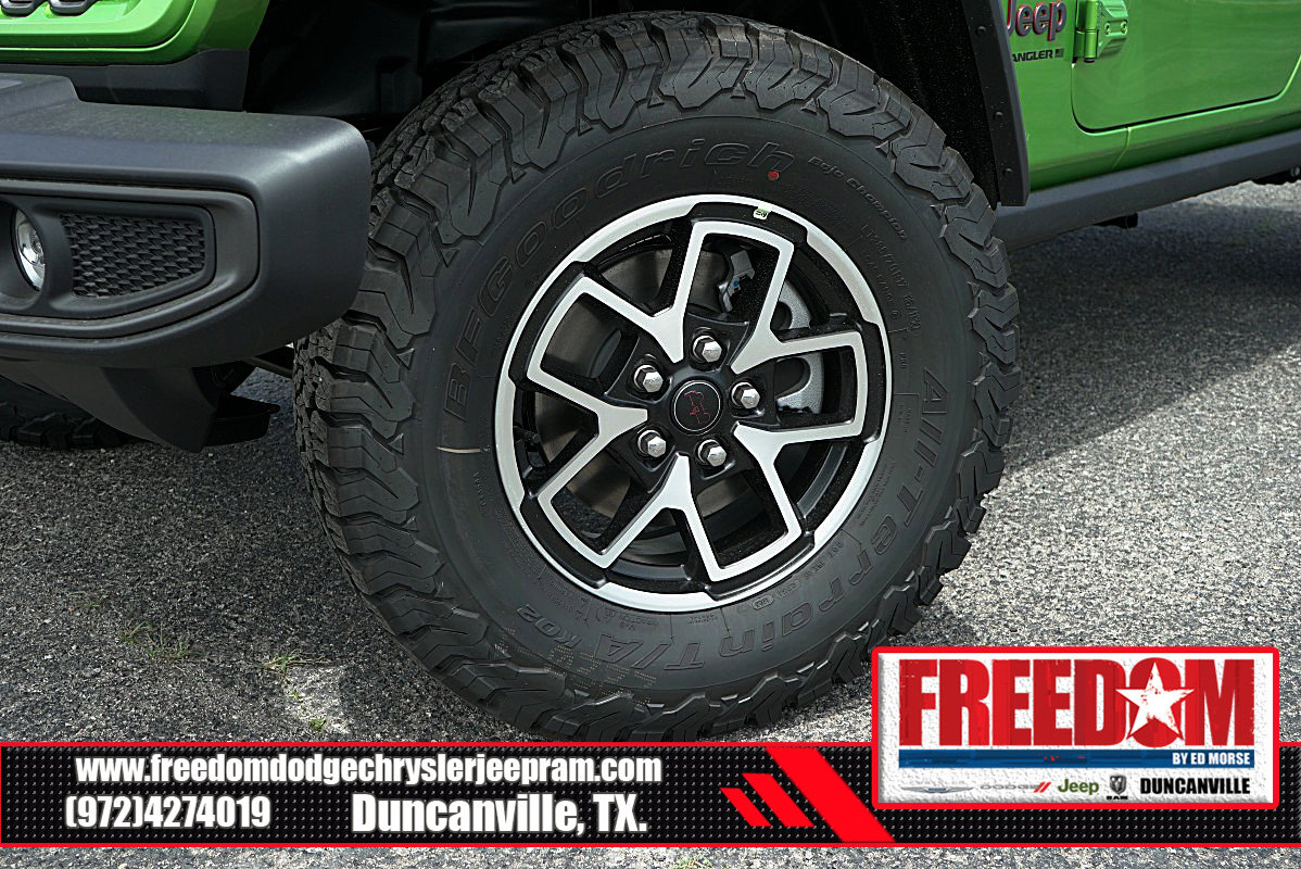 New 2025 Jeep Wrangler Unlimited Rubicon AWD/4WD image 9