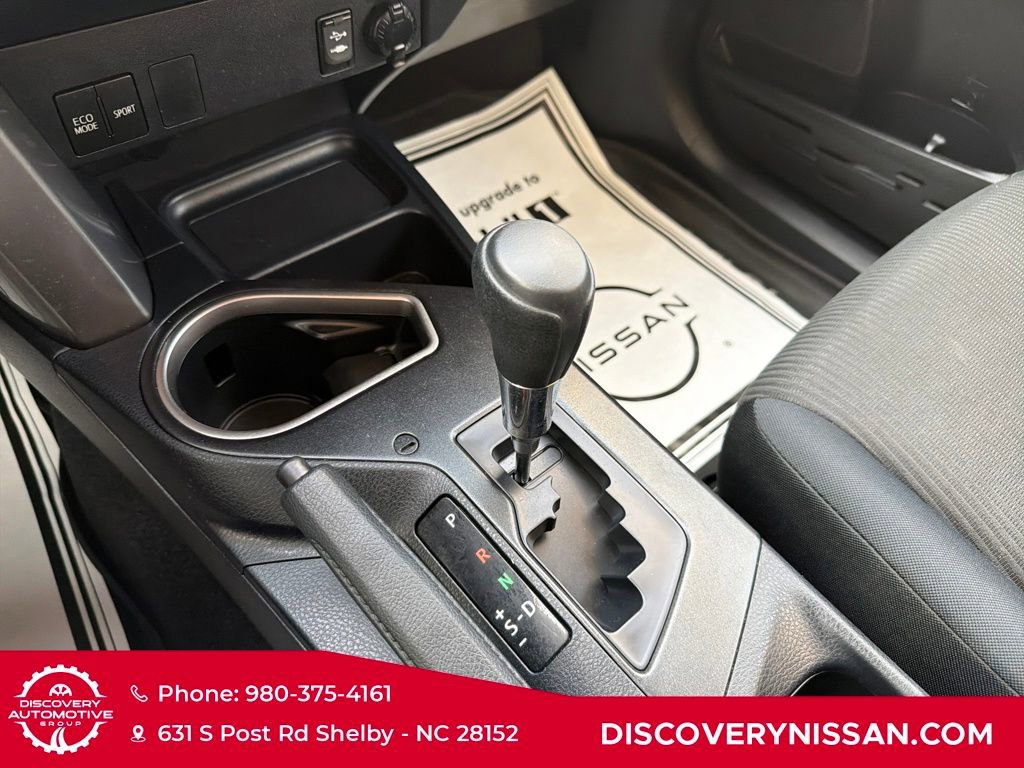 Used 2016 Toyota RAV4 LE image 22