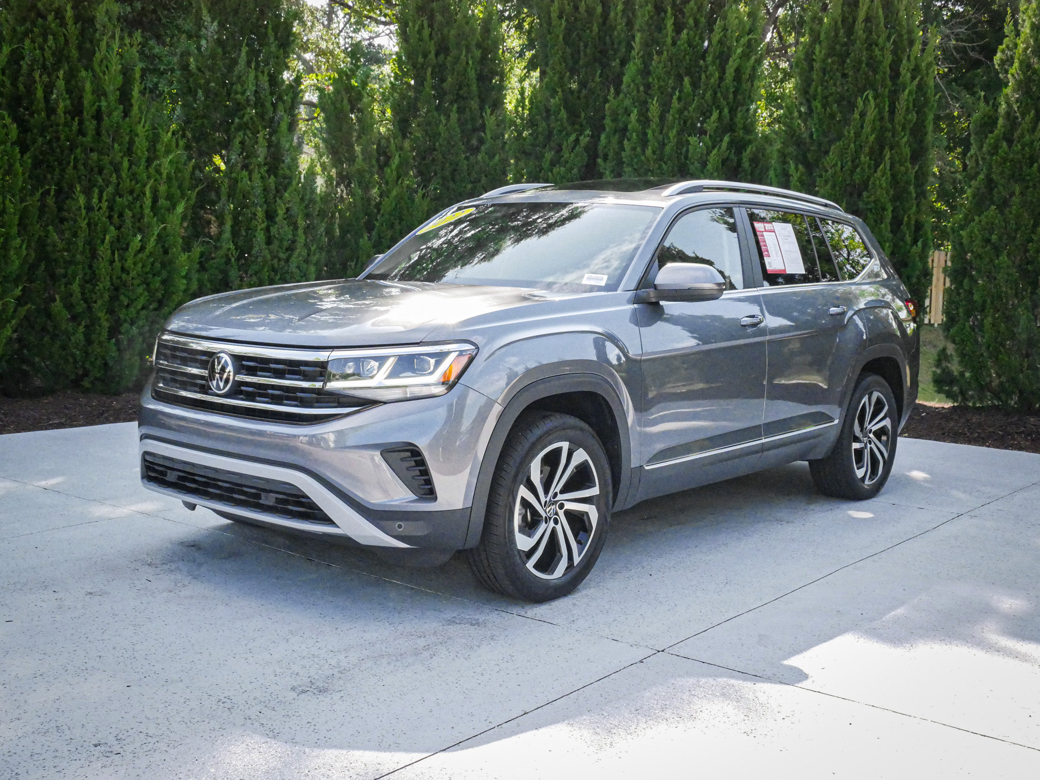 Used 2022 Volkswagen Atlas SEL AWD/4WD image 5