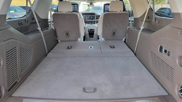 Used 2021 GMC Yukon XL Denali w/ Denali Premium Package image 60