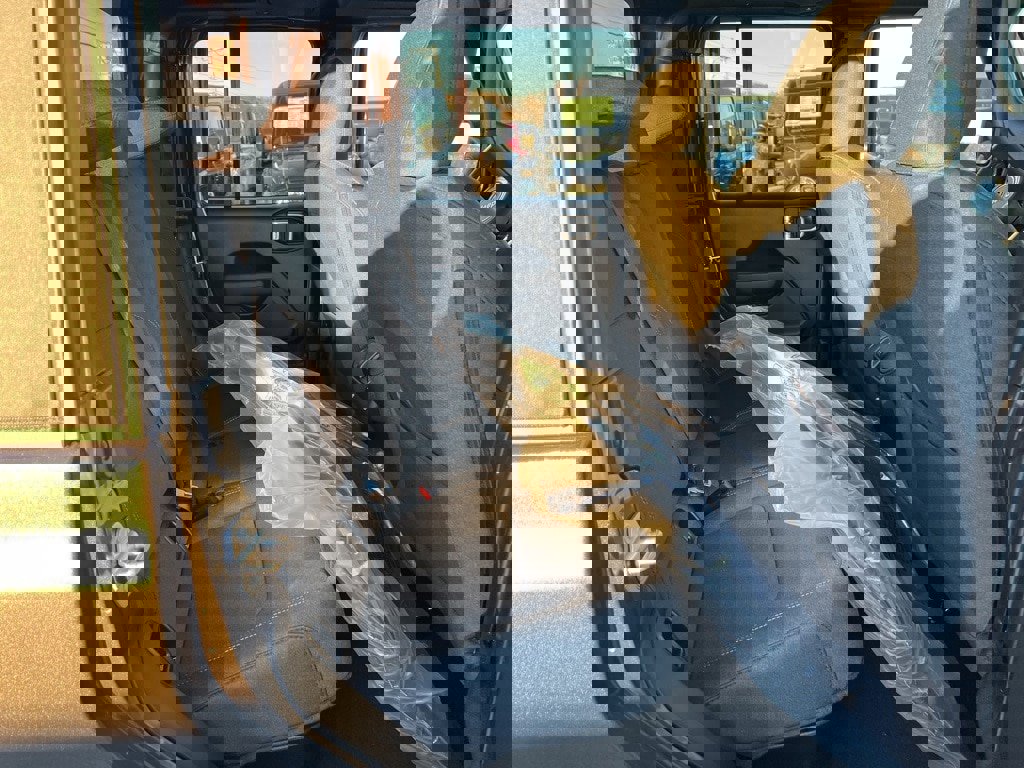 New 2026 Jeep Gladiator Sport image 13