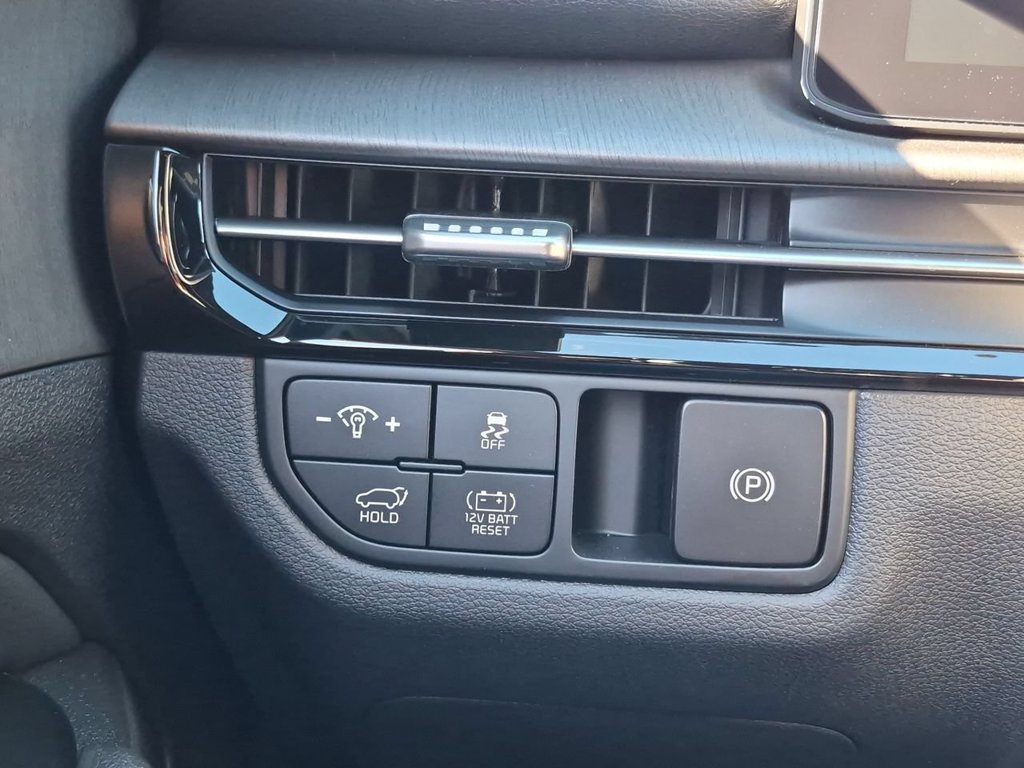 New 2027 Kia Sportage X-Line AWD/4WD image 18
