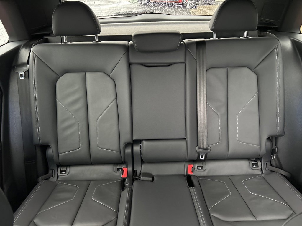 Used 2024 Audi Q3 2.0T Premium Plus image 24