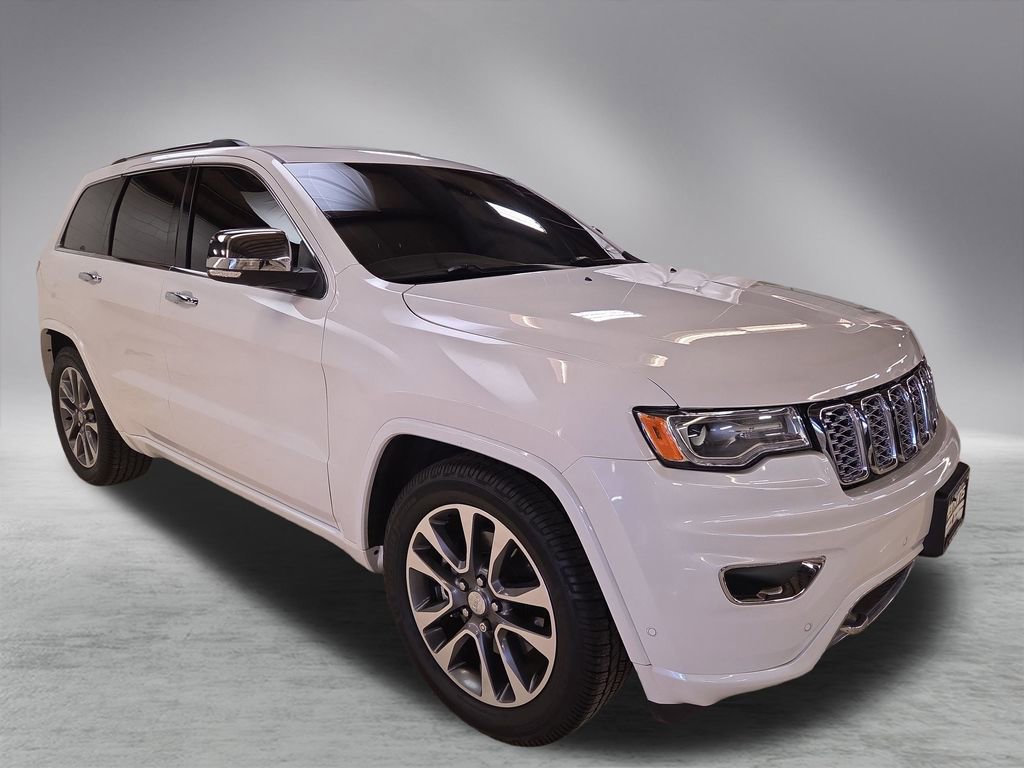 Used 2017 Jeep Grand Cherokee Overland w/ Jeep Active Safety Group image 3