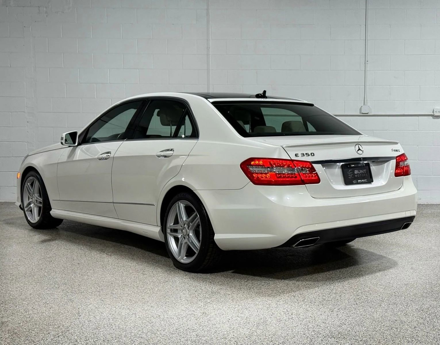 Used 2013 Mercedes-Benz E 350 4MATIC Sedan image 6