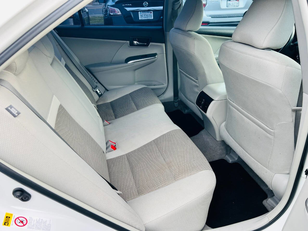 Used 2014 Toyota Camry XLE image 16