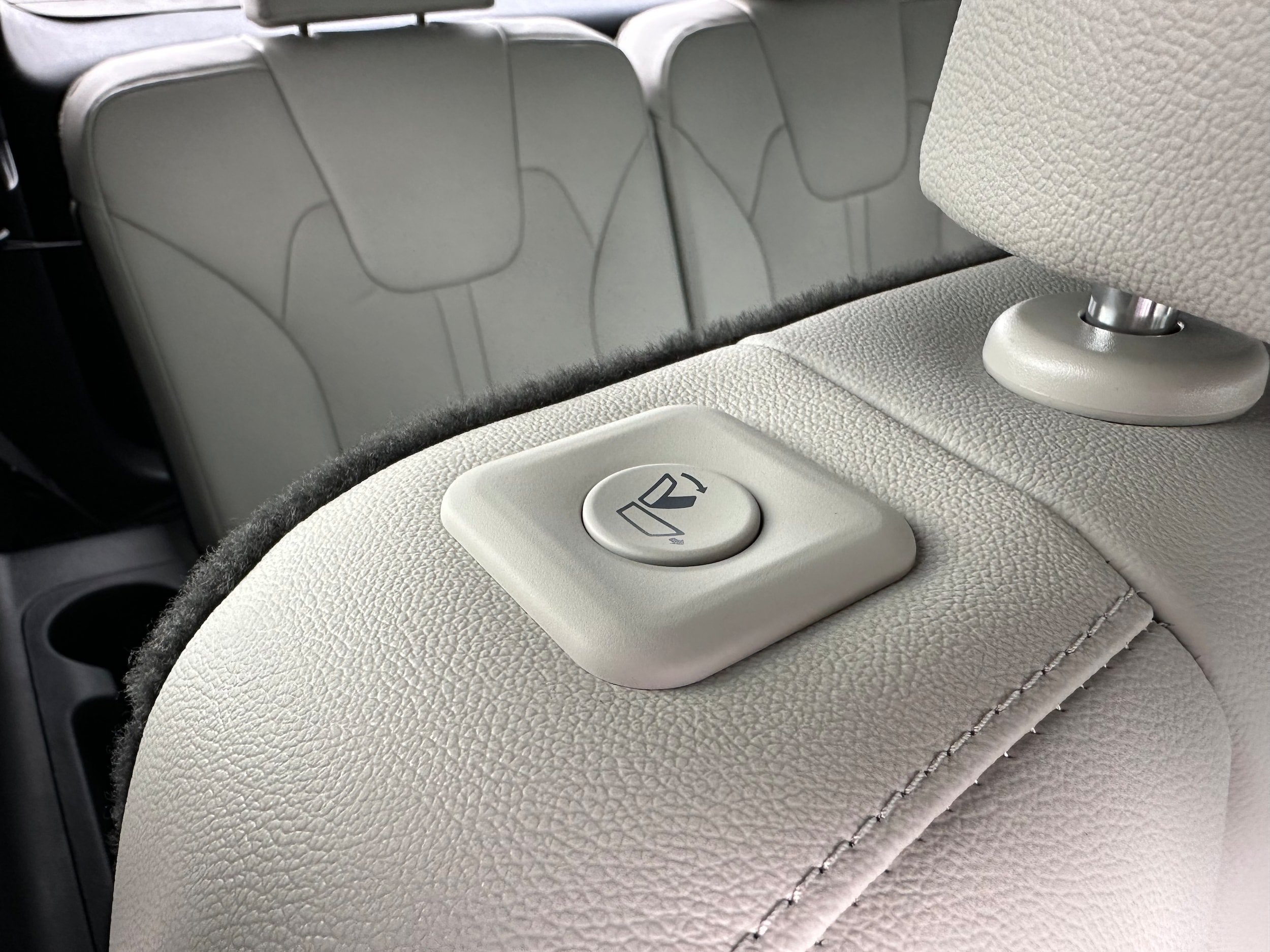 New 2026 Kia Sorento SX Prestige AWD/4WD image 22