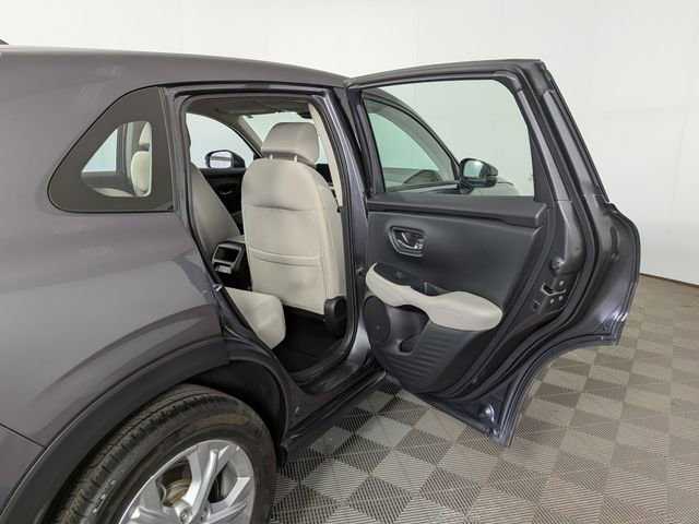 Used 2023 Honda HR-V LX image 32