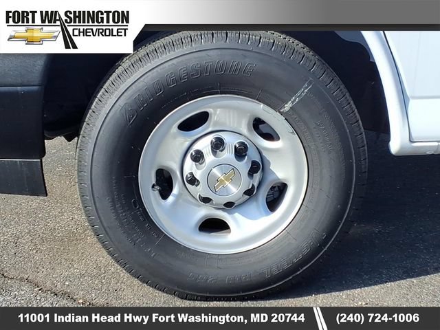 New 2025 Chevrolet Express 3500 w/ Driver Convenience Package RWD image 8