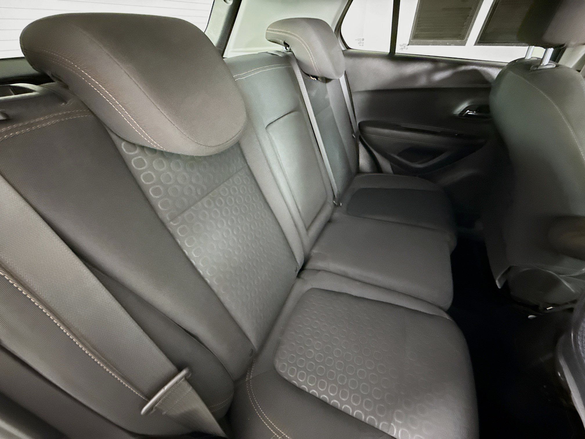 Used 2020 Chevrolet Trax LS w/ Tint and Cruise Package FWD image 32