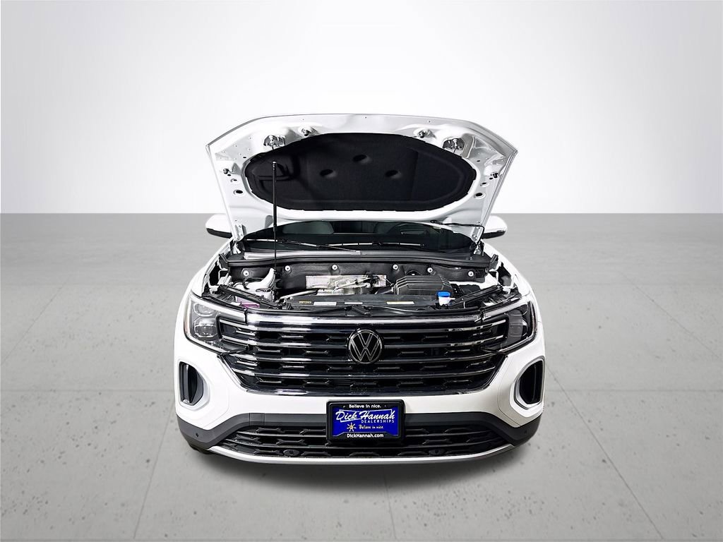 New 2025 Volkswagen Atlas SEL image 24