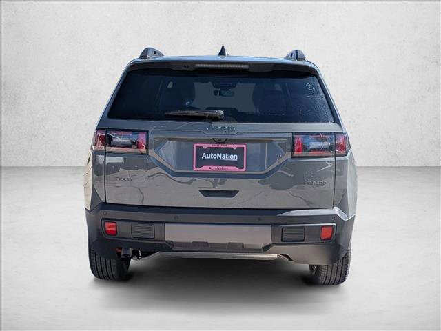 New 2026 Jeep Cherokee Laredo image 8