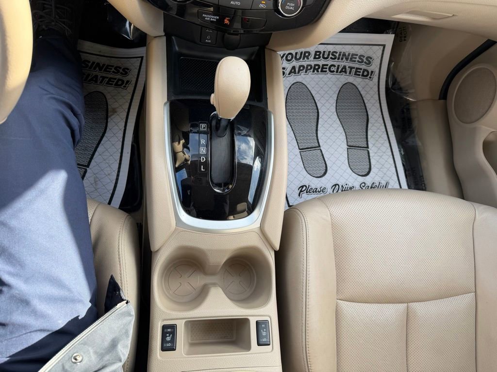 Used 2015 Nissan Rogue SL image 20