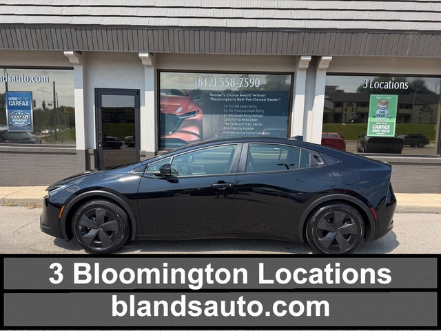 Used 2025 Toyota Prius LE FWD image 1